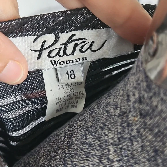 Patra Woman Vintage Metallic Stripe Bolero Jacket - Picture 6 of 8